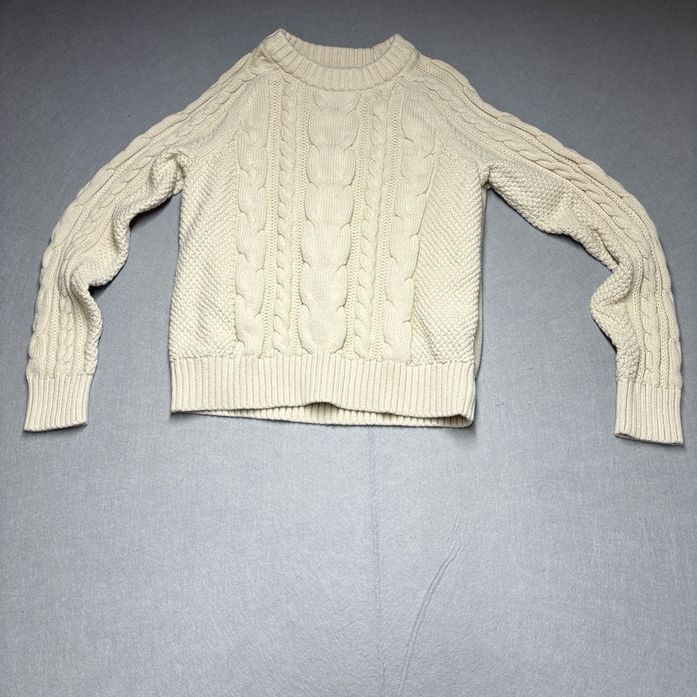 GAP Women's Beige Cable Knit Sweater